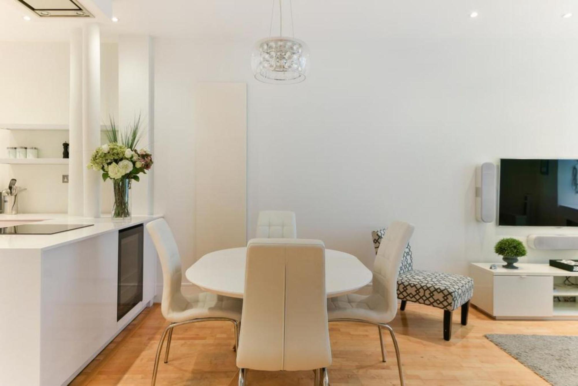 Best Mayfair Location With 2 Super King Beds Londra