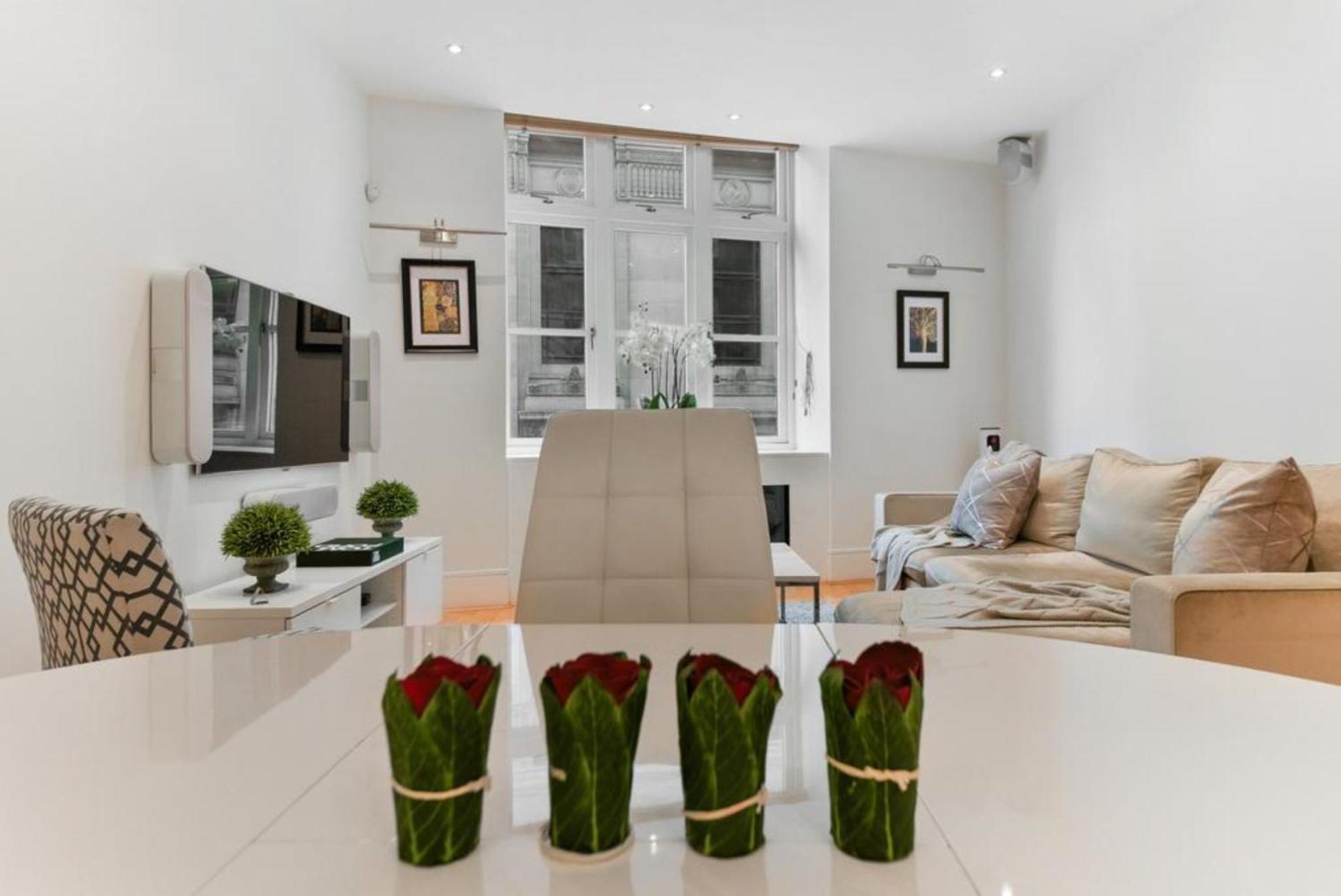 Best Mayfair Location With 2 Super King Beds Londra